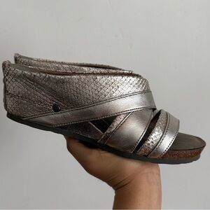 Otbt women’s wedge heels Leather sandals silver